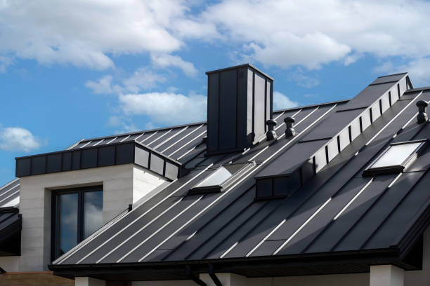Best Asphalt Shingles Roofing  in Middlebranch, OH